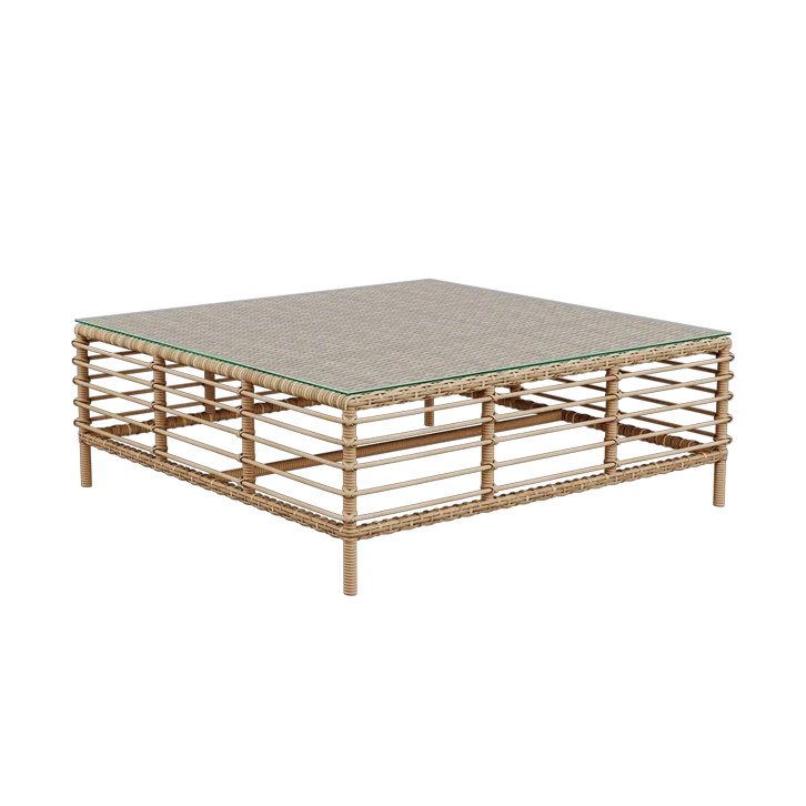 Квадратные столы